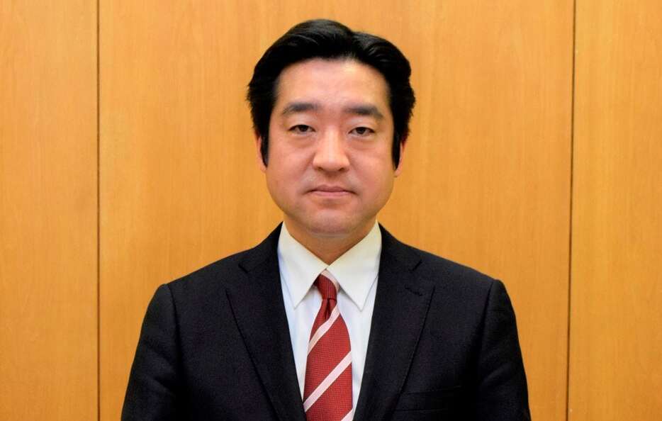 竹内英明元県議会議員の写真